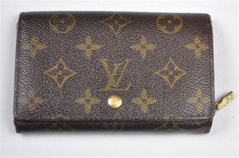 louis vuitton clutch on sale|Louis Vuitton clutch wallet.